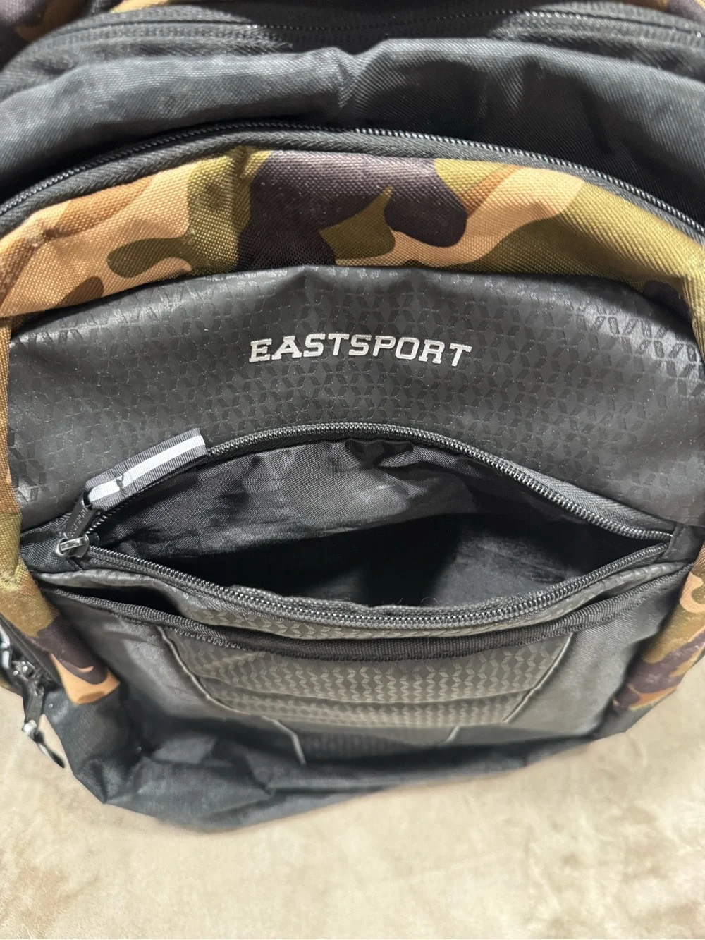 EASTSPORT Camo Backpack